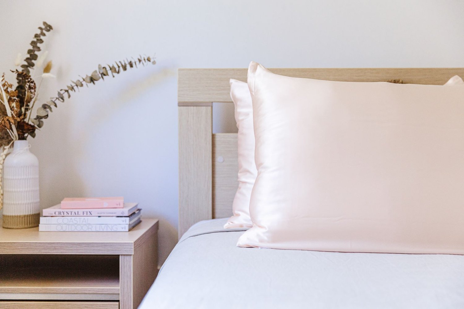 How to Care For Your 100% Mulberry Silk Pillowcases